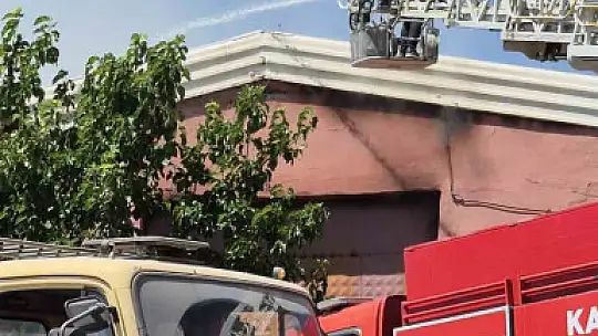 Depoda çıkan yangın söndürüldü