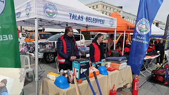 Depreme karşı bilinç Talas'tan meydana taşındı