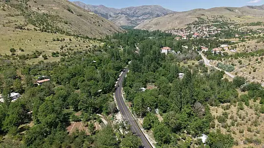 Derebağ Şelalesi 'ne 12 kilometrelik grup yolu yapıldı