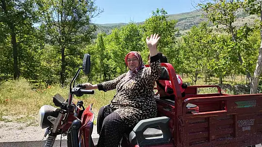 Derebağ Şelalesi 'ne 12 kilometrelik grup yolu yapıldı