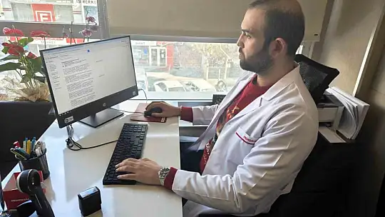 Dermatoloji Uzmanı Muhammed Burak Yücel uyardı: 'Sahte botoks gerçekten ölüm saçıyor'