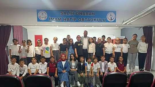 Develi'de İmam Hatip Ortaokulu'nda 'Yabancı Dil Şenliği'