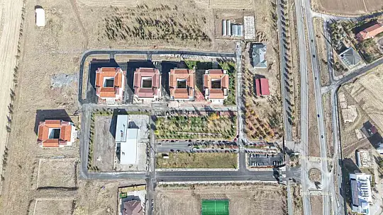 Develi'de Türkiye'de ilk ve tek akıllı sera kuruldu