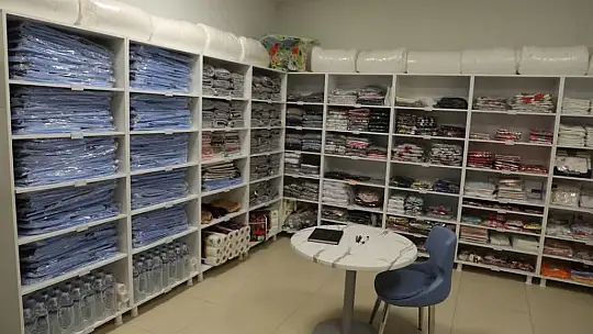 Develi Dr. Ekrem Karakaya Devlet Hastanesi'nde sosyal sorumluluk hizmeti 'Sosyal Market'e dönüştü