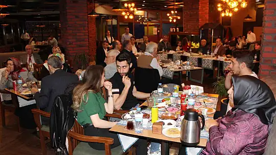 Develililer iftarda bir araya geldi