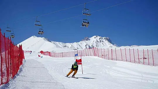 Diplomatik Kayak Yarışı, bu yıl da Erciyes'te gerçekleşecek