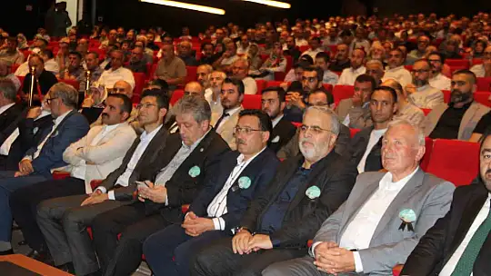 Diyanet İşleri Başkan Yardımcısı İşliyen: 'Efendimizden ahlak, sünnet, hayat tarzı olarak uzaklaştıkça cahiliye dönemine benzemeye başladı'