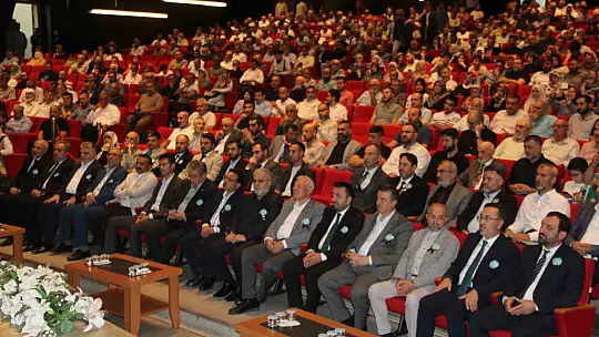 Diyanet İşleri Başkan Yardımcısı İşliyen: 'Efendimizden ahlak, sünnet, hayat tarzı olarak uzaklaştıkça cahiliye dönemine benzemeye başladı'