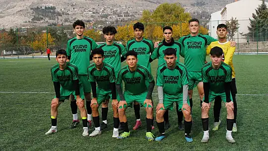 Döğergücü FK kayıpsız ilerliyor