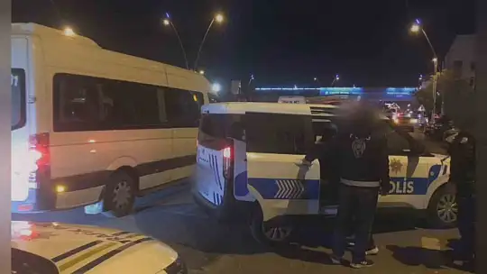 Drift yapan sürücü hem ehliyetinden hem aracından oldu