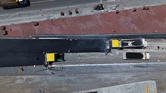DSİ-Yeni Sanayi Katlı Kavşağı'nda gece yarısı mesaisi