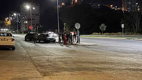 Düğünde bıçaklı kavga: 1 yaralı
