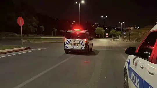 Düğünde bıçaklı kavga: 1 yaralı