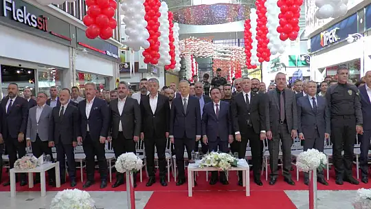 Dünyanın 'en modern' mobilya fuarı KUMSmall'da kapılarını açtı