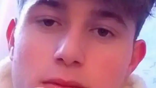 Duş sonrası fenalaşıp hayatını kaybeden çocuk toprağa verildi