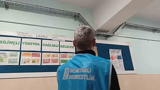 Eğitim sevdası emeklilik tanımadı: 19 köy okulunu yenilediler