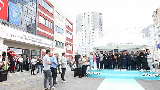 Eğitimde rekor kıran Melikgazi Belediyesi, 3 okulu daha hizmete açtı