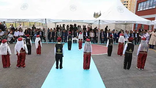 Eğitimde rekor kıran Melikgazi Belediyesi, 3 okulu daha hizmete açtı