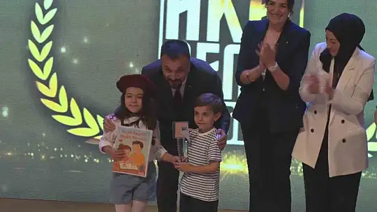 Eğitimde Yılın Enleri Ödülleri sahiplerini buldu