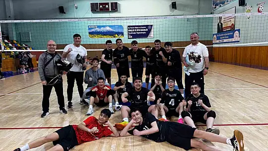 Elit Voleybol, Türkiye finallerinde