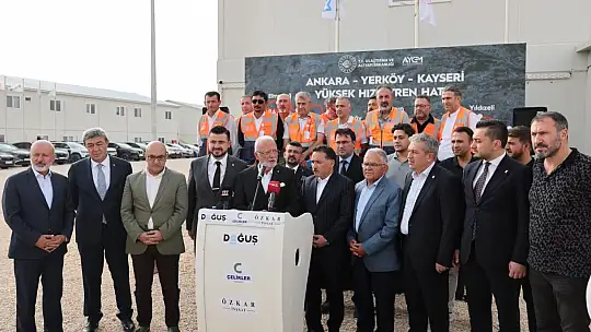 Elitaş: 'İnşallah 2 buçuk sene sonra Kayseri-Ankara hızlı trenine kavuşmuş olacağız'