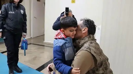 Emniyet müdüründen yürek ısıtan hareket