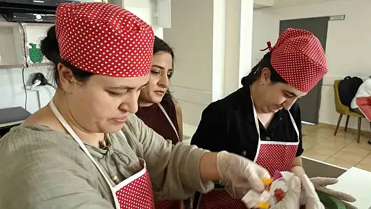 En özel 'kantin': Özel öğrenciler hem üretiyor hem de satıyor