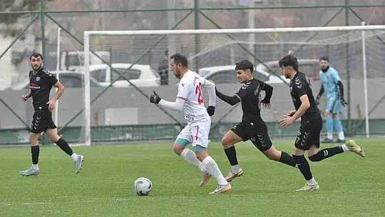 Erciyes Esen Makina FK lideri devirdi