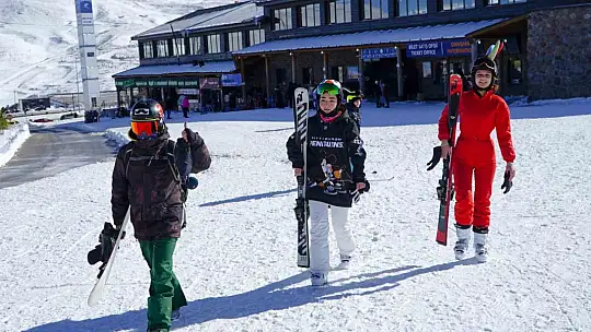 Erciyes hafta sonu 30 bini aşkın misafir ağırladı