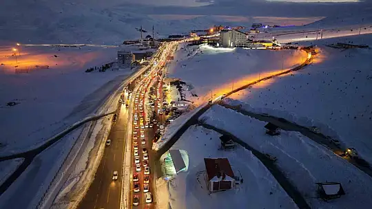 Erciyes hafta sonu 320 bin kişiyi ağırladı