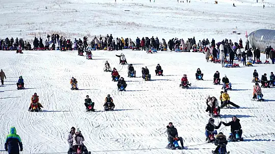 Erciyes'i 2 haftada 200 bin kişi ziyaret etti