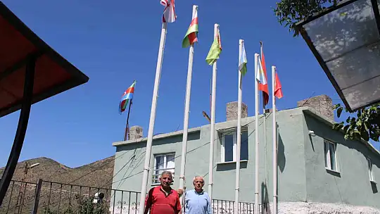 Erciyes'in eteklerindeki köyde Türk dünyasını tanıtıyorlar