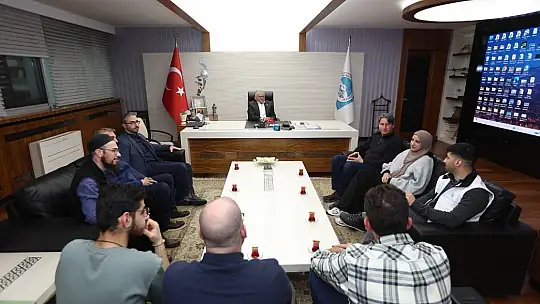 Erciyes Kayak Merkezi, İngiltere'den gelen misafirlerini etkiledi