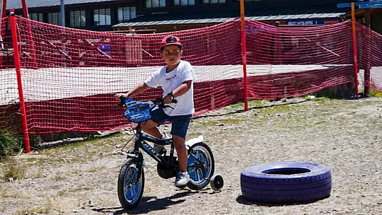 Erciyes'te 'Çocuk Bisiklet ve Aktivite Parkı' sezonu açıldı