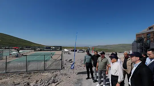 Erciyes'te 52 ülkeden bin tenisçi Dünya Tenis Turu'nda ter döktü