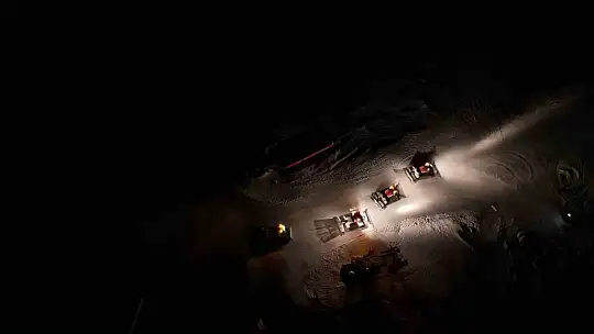 Erciyes'te çalışmalar 24 saat devam ediyor