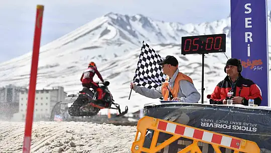 Erciyes'te Dünya Kar Motosikleti Şampiyonası heyecanı başladı