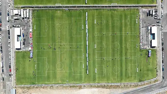 Erciyes'te geleceğin futbol yıldızları sahne alıyor