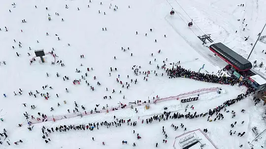 Erciyes'te hafta sonu yoğunluğu