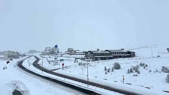 Erciyes'te kar kalınlığı 50 santimi buldu, hazırlıklar hızlandı