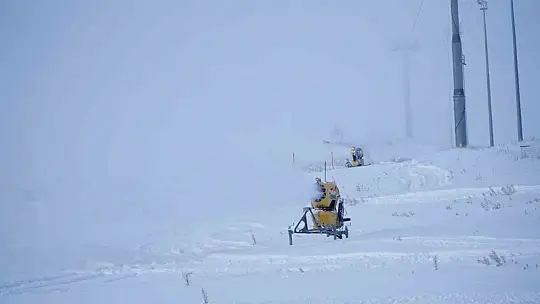 Erciyes'te kar kalınlığı 50 santimi buldu, hazırlıklar hızlandı