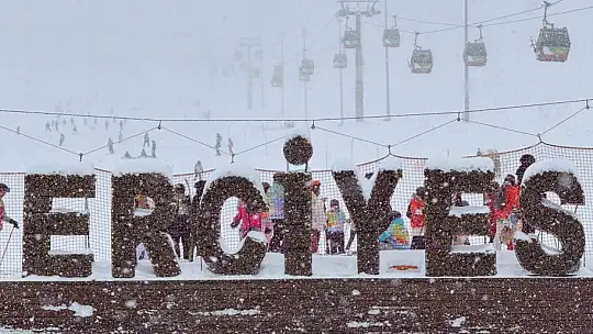 Erciyes'te kar kalınlığı 80 santimi buldu