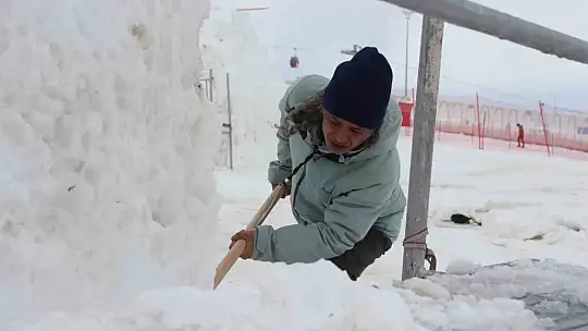Erciyes'te kar sanata dönüşecek