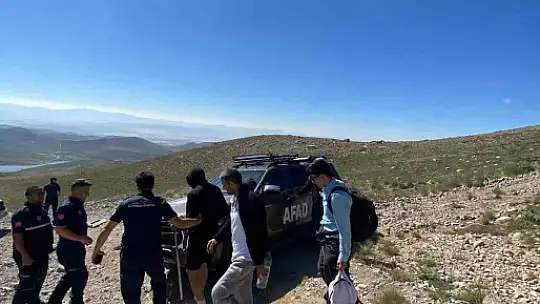 Erciyes'te rahatsızlanarak mahsur kalan 3 kişi kurtarıldı