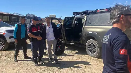 Erciyes'te rahatsızlanarak mahsur kalan 3 kişi kurtarıldı