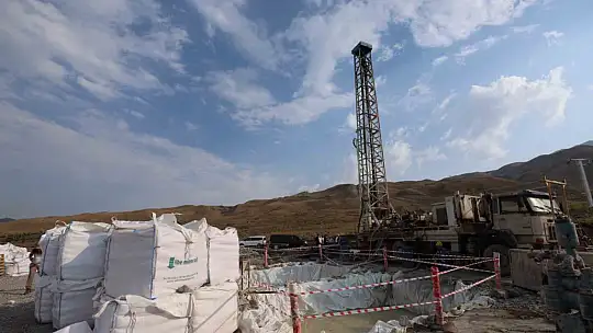 Erciyes'te sıcak su sondaj çalışmaları aralıksız sürüyor