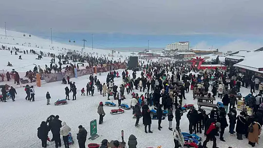 Erciyes'te sömestirin ilk gününde yoğunluk