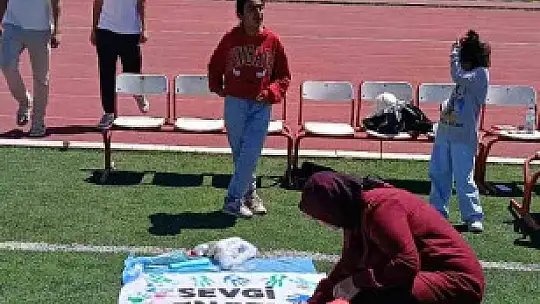 Erciyes Üniversitesi'nde anlamlı dostluk turnuvası