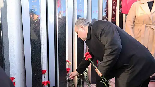 ERÜ 17 Aralık Şehitlerini andı