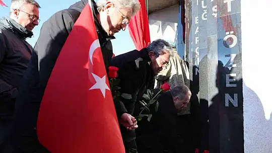 ERÜ 17 Aralık Şehitlerini andı